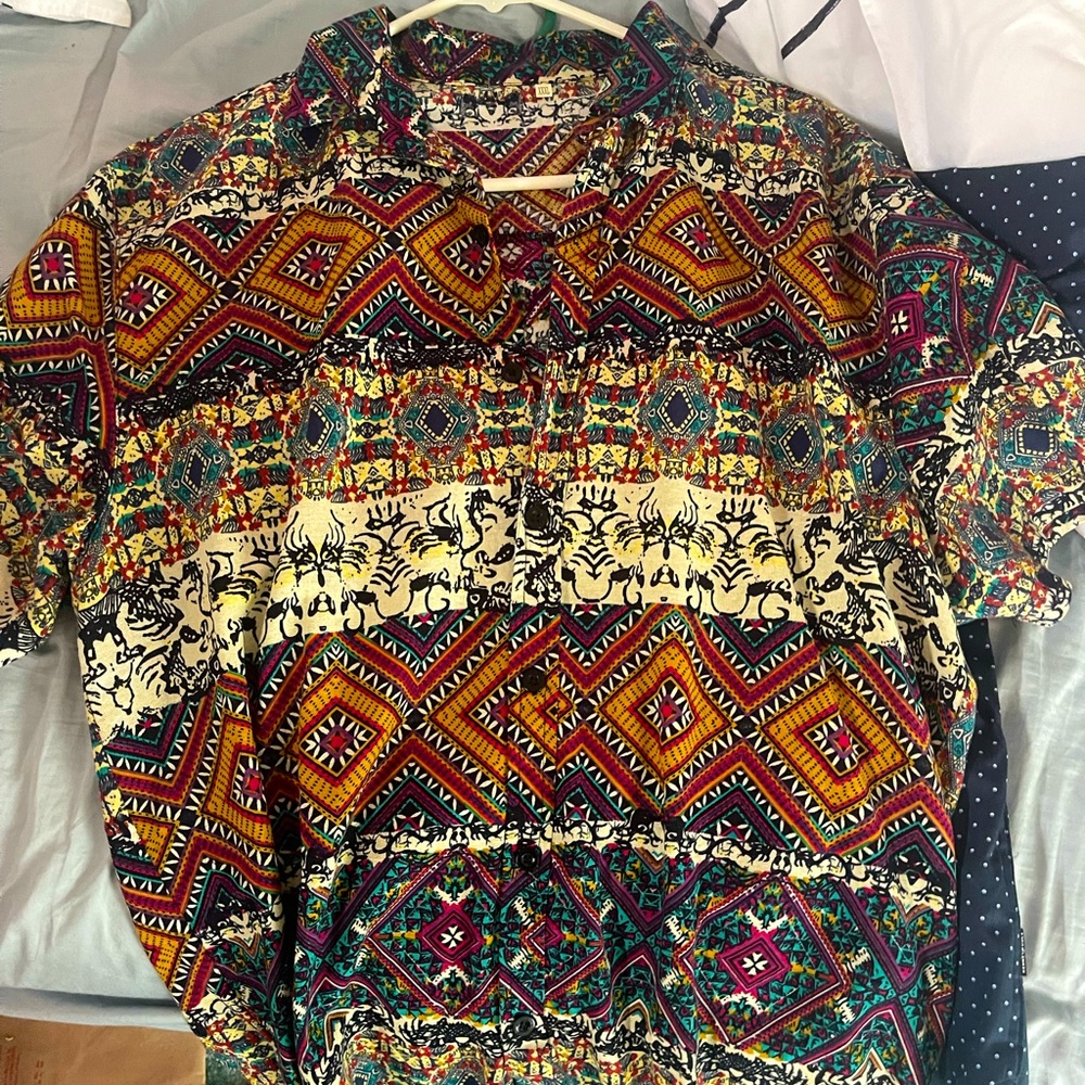 African pattern button up XXL